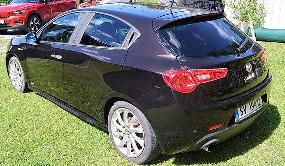 Alfa Romeo Giulietta 4 of 5
