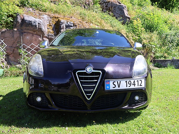Alfa Romeo Giulietta 5 of 5