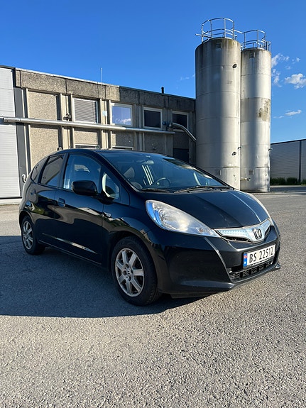 Honda Jazz 2 of 5