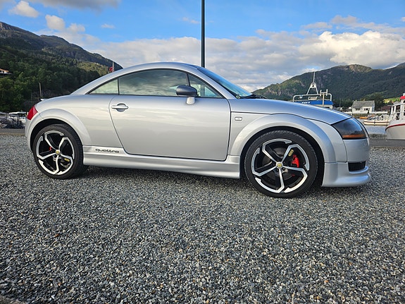 Audi TT 3 of 8