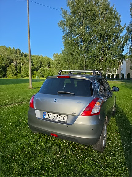 Suzuki Swift 4 of 5