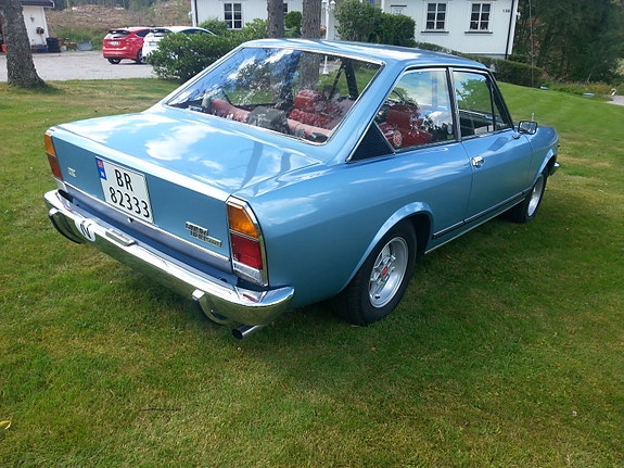 Fiat 124 1975 photo 3