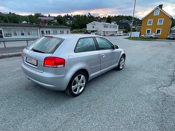 Audi A3 4 of 5