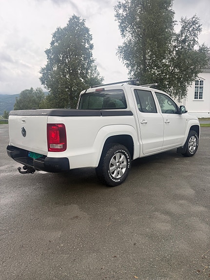 Volkswagen Amarok 4 of 5