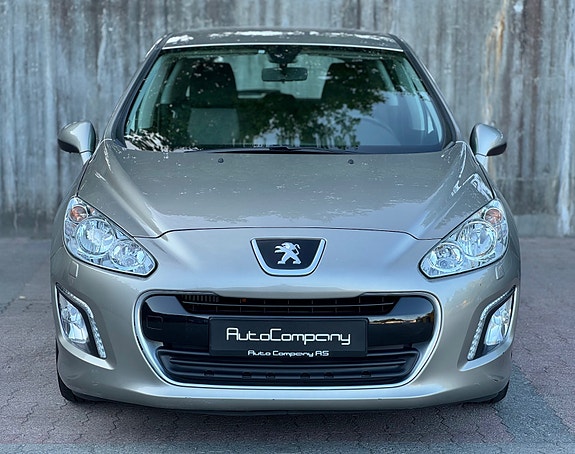 Peugeot 308 3 of 29