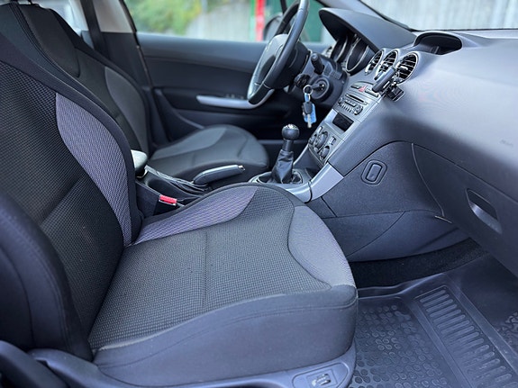 Peugeot 308 20 of 29
