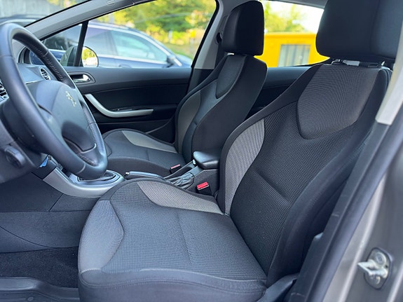Peugeot 308 25 of 29