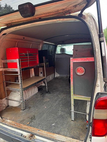 Toyota HiAce 8 of 13
