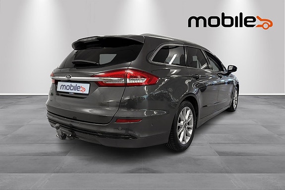 Ford Mondeo 3 of 5