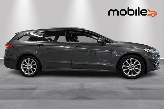 Ford Mondeo 2 of 5