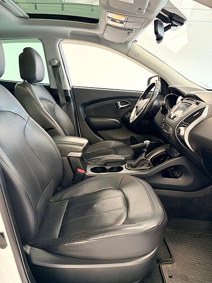 Hyundai ix35 15 of 23