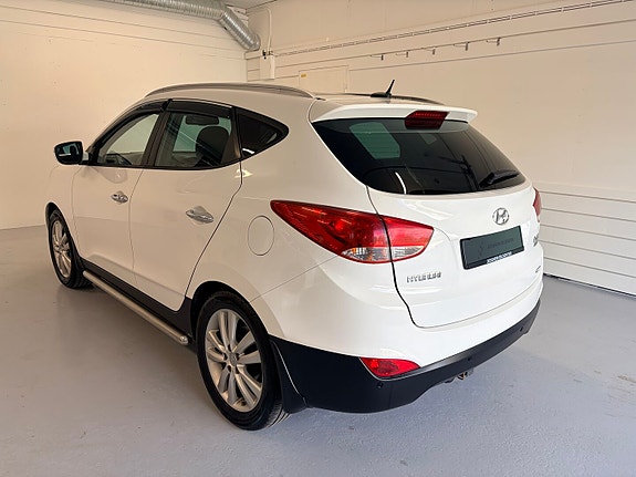 Hyundai ix35 8 of 23