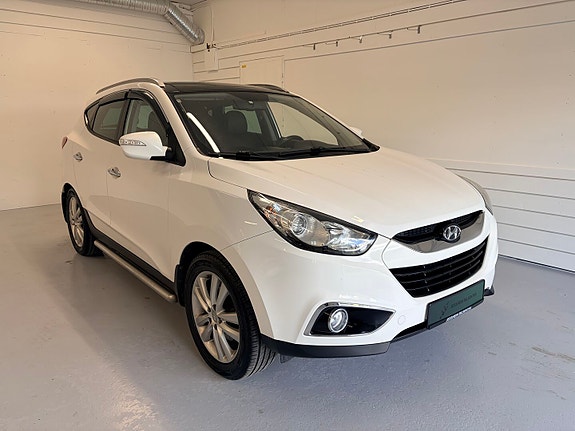 Hyundai ix35 2 of 23