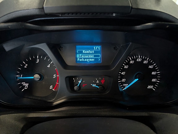 Ford Transit 17 of 30