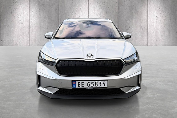 Skoda Enyaq 2 of 5