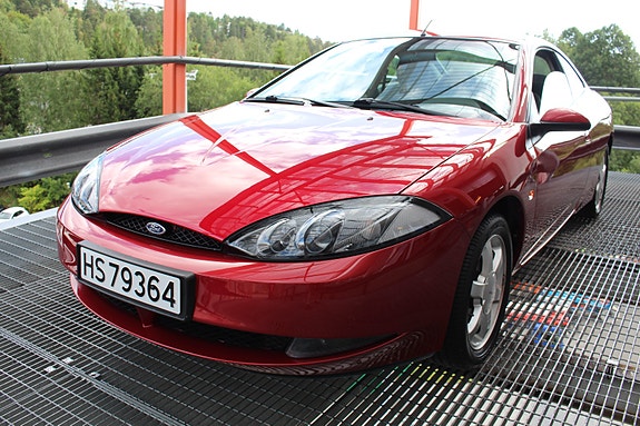 Ford Cougar 16 of 30