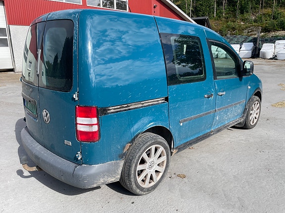 Volkswagen Caddy 4 of 5