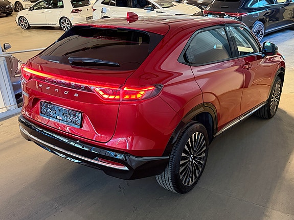 Honda e:Ny1 4 of 5