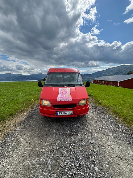 Ford Transit 2 of 5