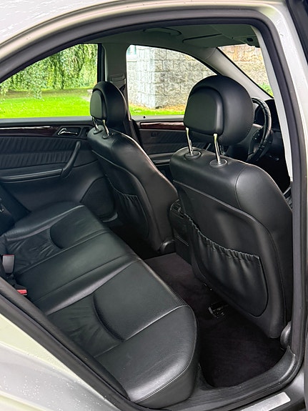 Mercedes-Benz C220 18 of 22