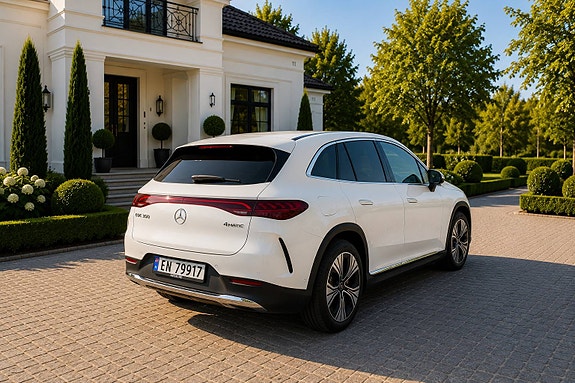Mercedes-Benz EQE SUV 6 of 19