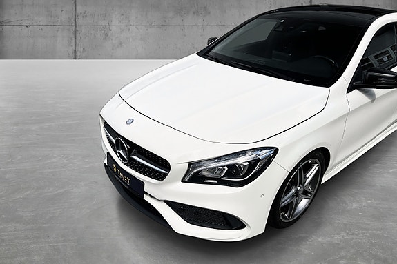 Mercedes-Benz CLA 3 of 5