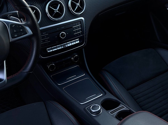 Mercedes-Benz A180 30 of 30