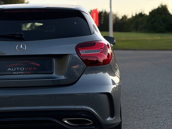 Mercedes-Benz A180 11 of 30