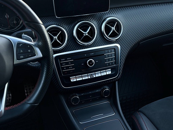 Mercedes-Benz A180 29 of 30