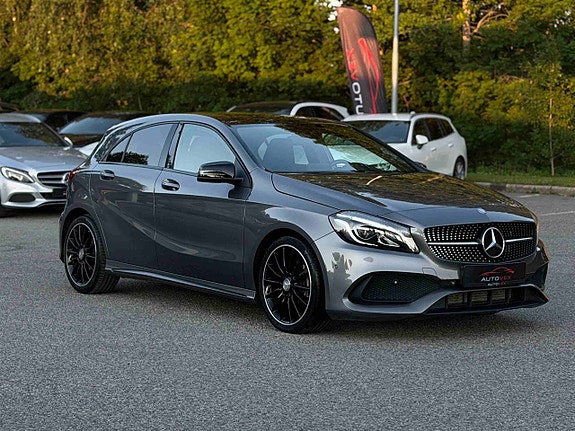 Mercedes-Benz A180 4 of 5