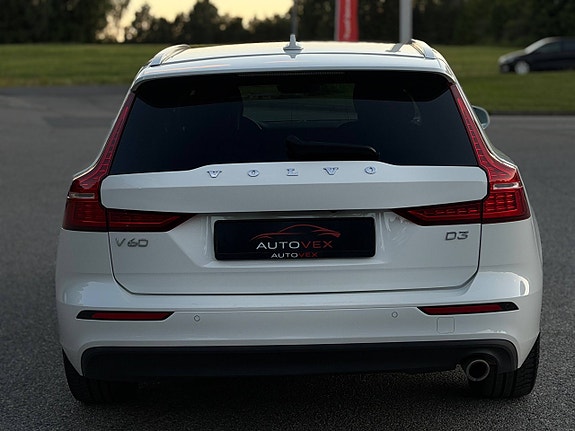 Volvo V60 5 of 5