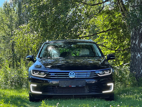 Volkswagen Passat 3 of 5