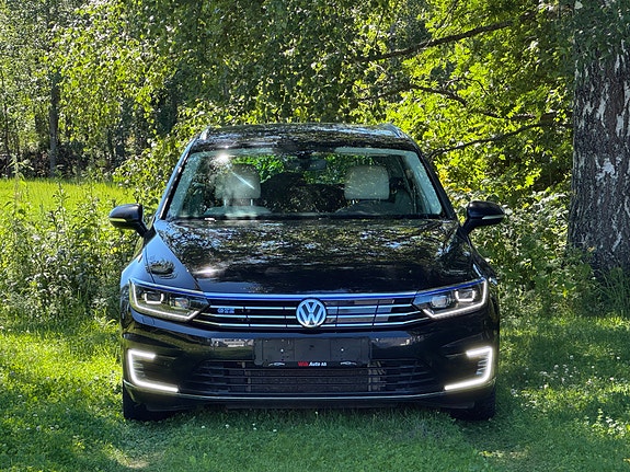 Volkswagen Passat 4 of 5