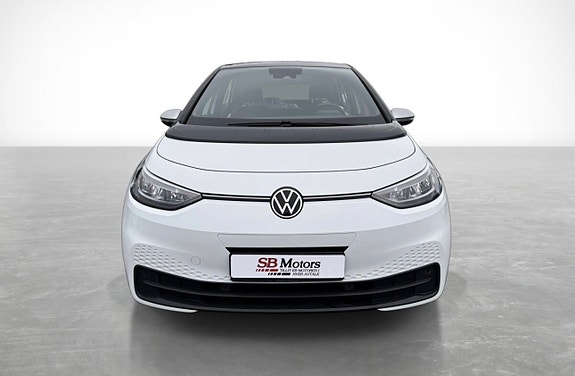 Volkswagen ID.3 2 of 5