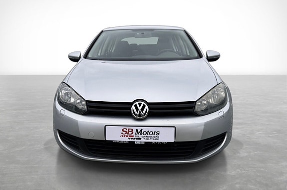 Volkswagen Golf VI 2 of 5