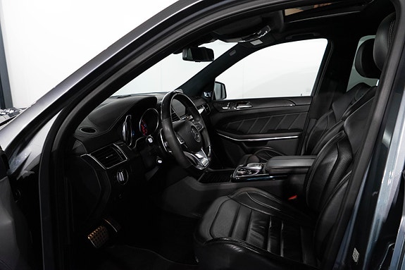 Mercedes-Benz GLS63 6 of 10