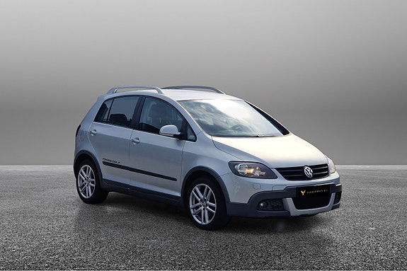 Volkswagen Golf Cross 2 of 5