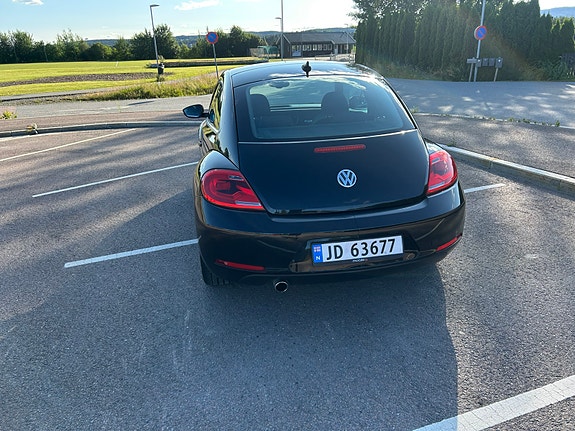 Volkswagen Beetle 7 of 16