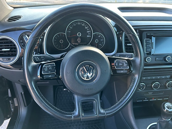 Volkswagen Beetle 8 of 16