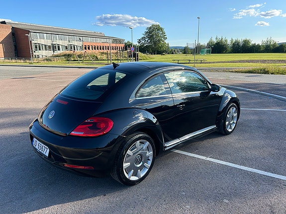 Volkswagen Beetle 6 of 16