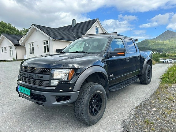 Ford F-150 2 of 5