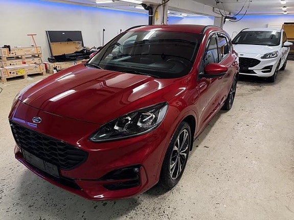 Ford Kuga 3 of 5