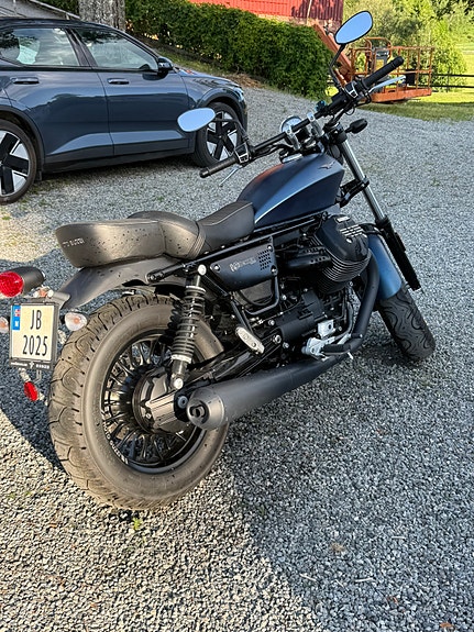 Moto Guzzi V9 Bobber 5 of 5