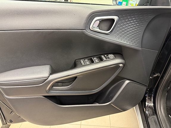 Kia e-Soul 25 of 30