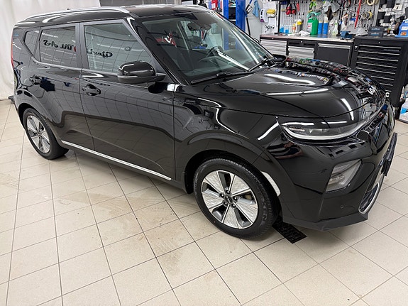 Kia e-Soul 7 of 30