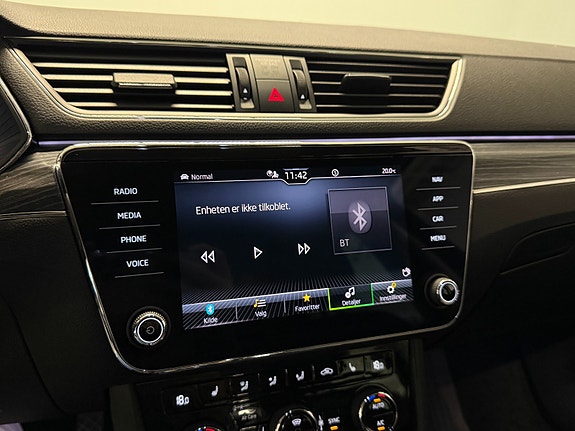 Skoda Superb 29 of 30