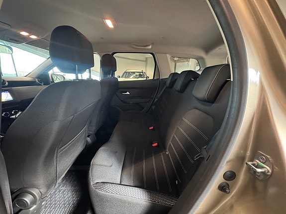Dacia Duster 14 of 17