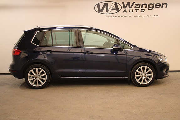 Volkswagen Golf Sportsvan 8 of 30