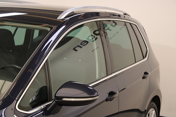Volkswagen Golf Sportsvan 17 of 30