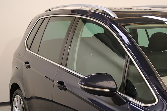Volkswagen Golf Sportsvan 11 of 30